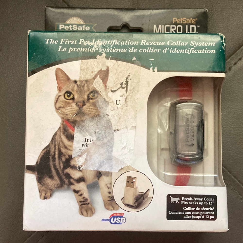 PetSafe Micro ID Cat Collar - Bold Red